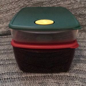 Lot of 2 New Tupperware microwaveable containers